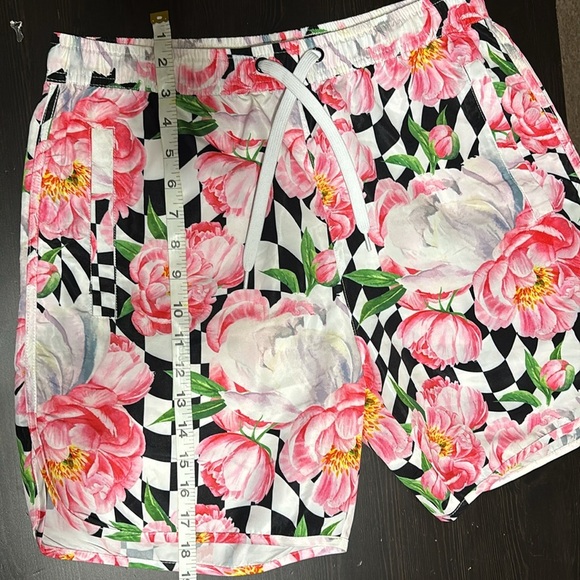 🔥🔥Fashion Nova Men Volley Trunk Size: Medium🔥🔥 - Picture 9 of 10